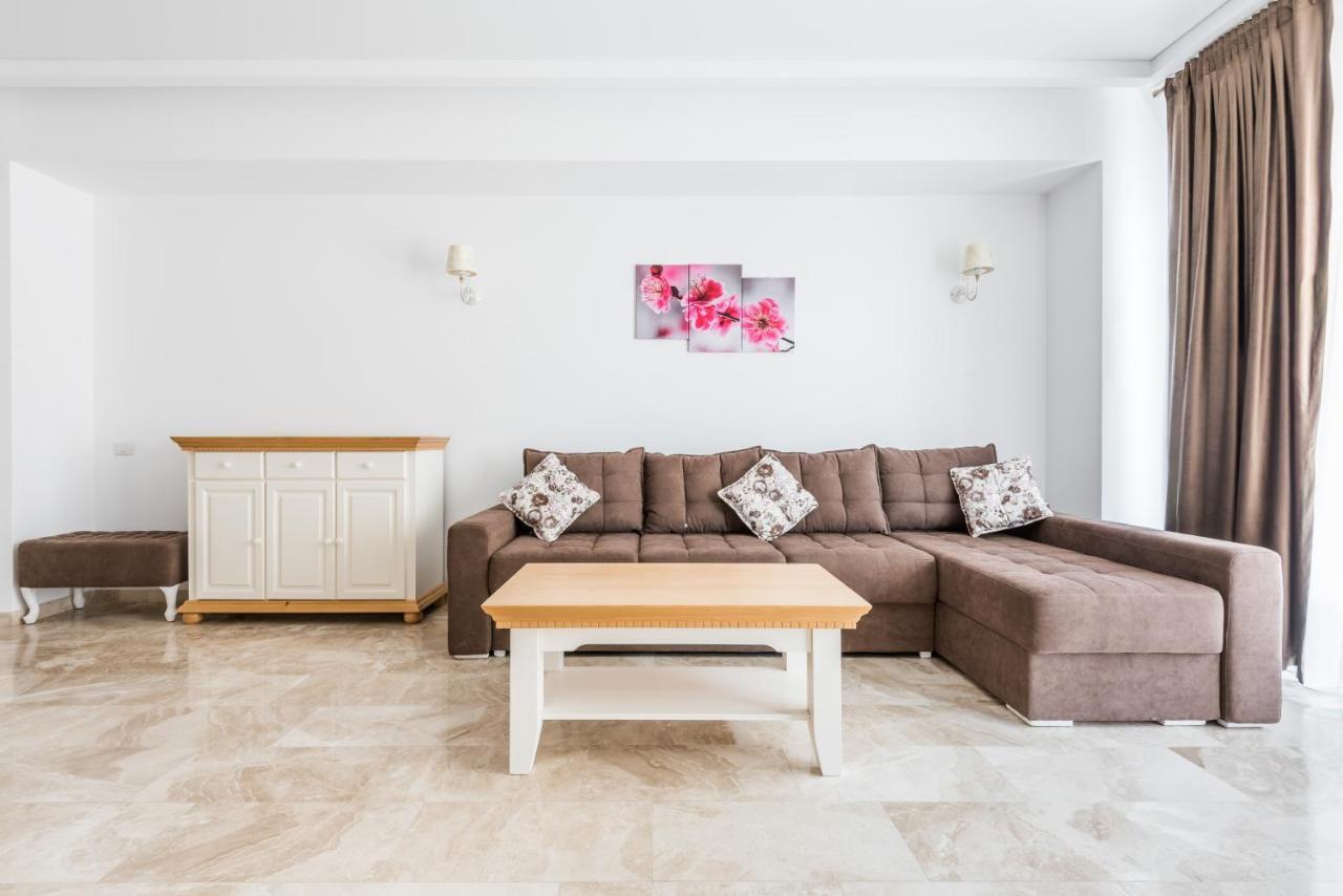 Sns Apartament In Vila Sophia Mamaia Exterior foto